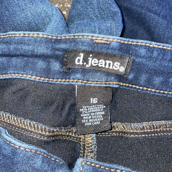 D.Jeans - Picture 5 of 5